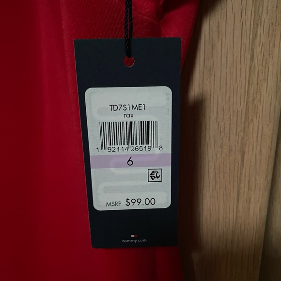 Tommy Hilfiger Dress Size 6 NWT Red - Picture 6 of 7